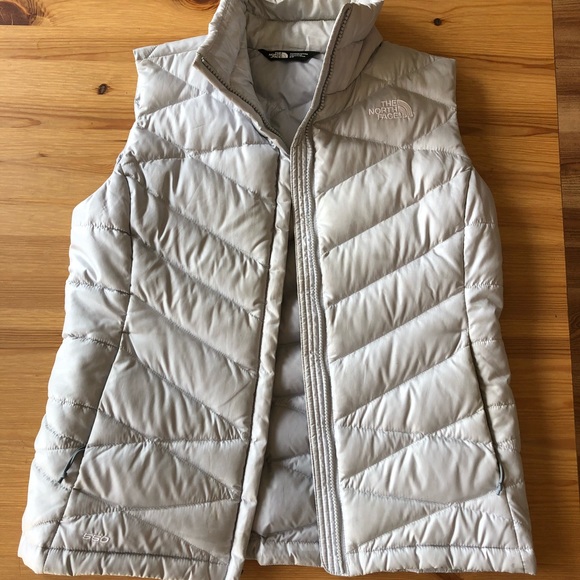 north face silver vest